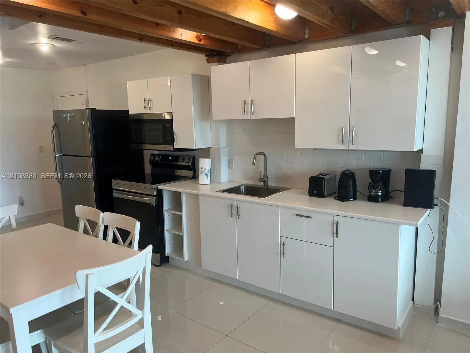 5445 Collins Ave, Miami Beach FL 33140