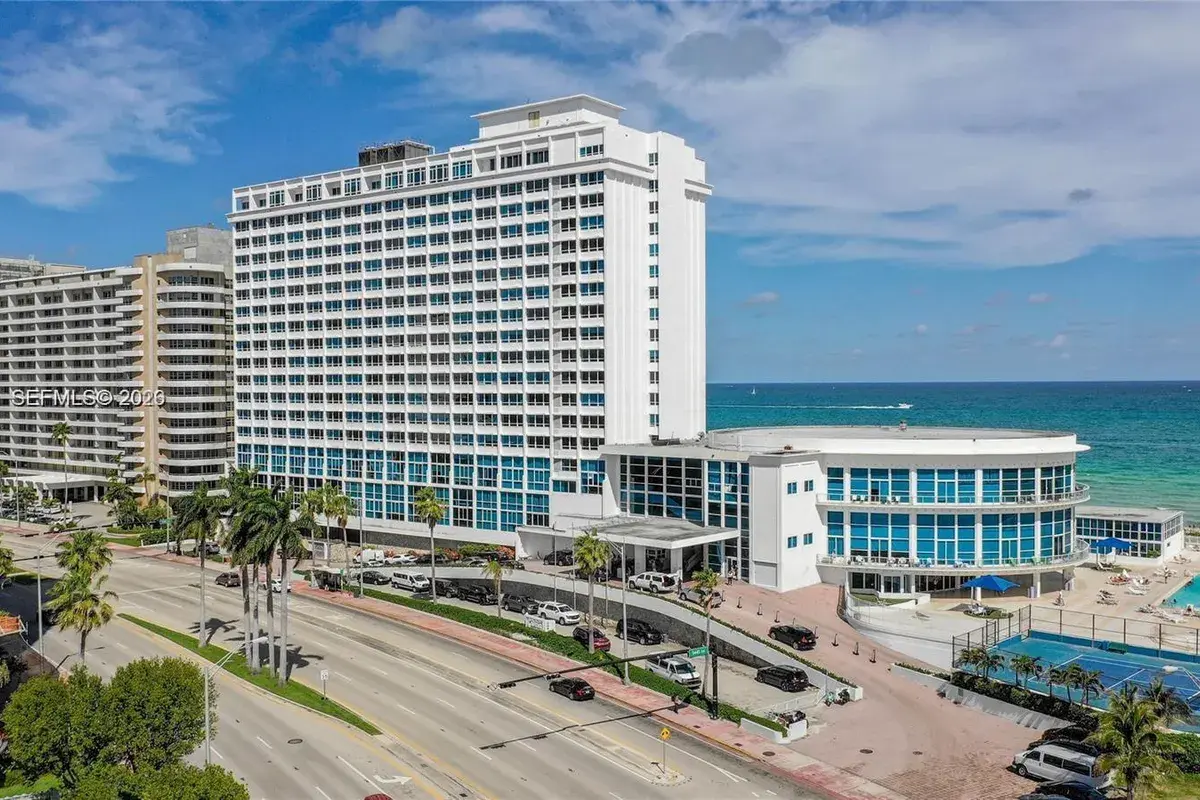 5445 Collins Ave, Miami Beach FL 33140