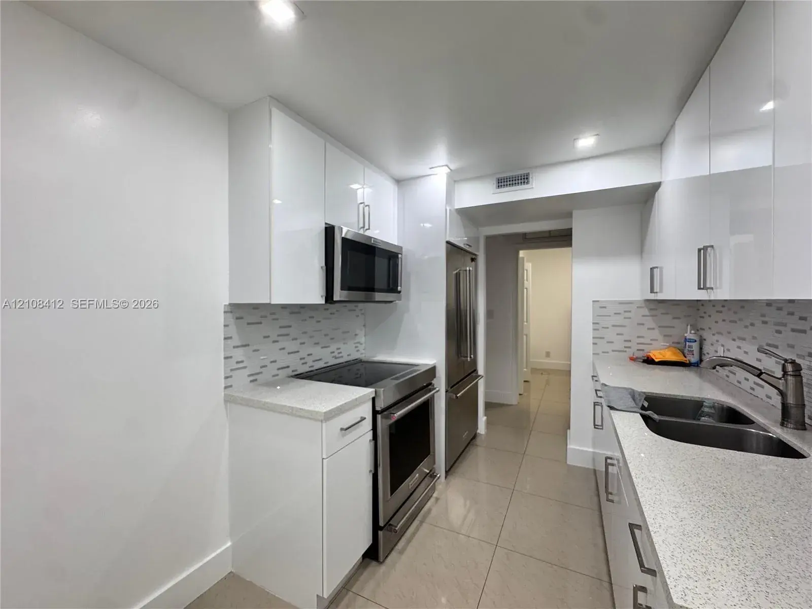 4200 Hillcrest Dr # 604, Hollywood FL 33021