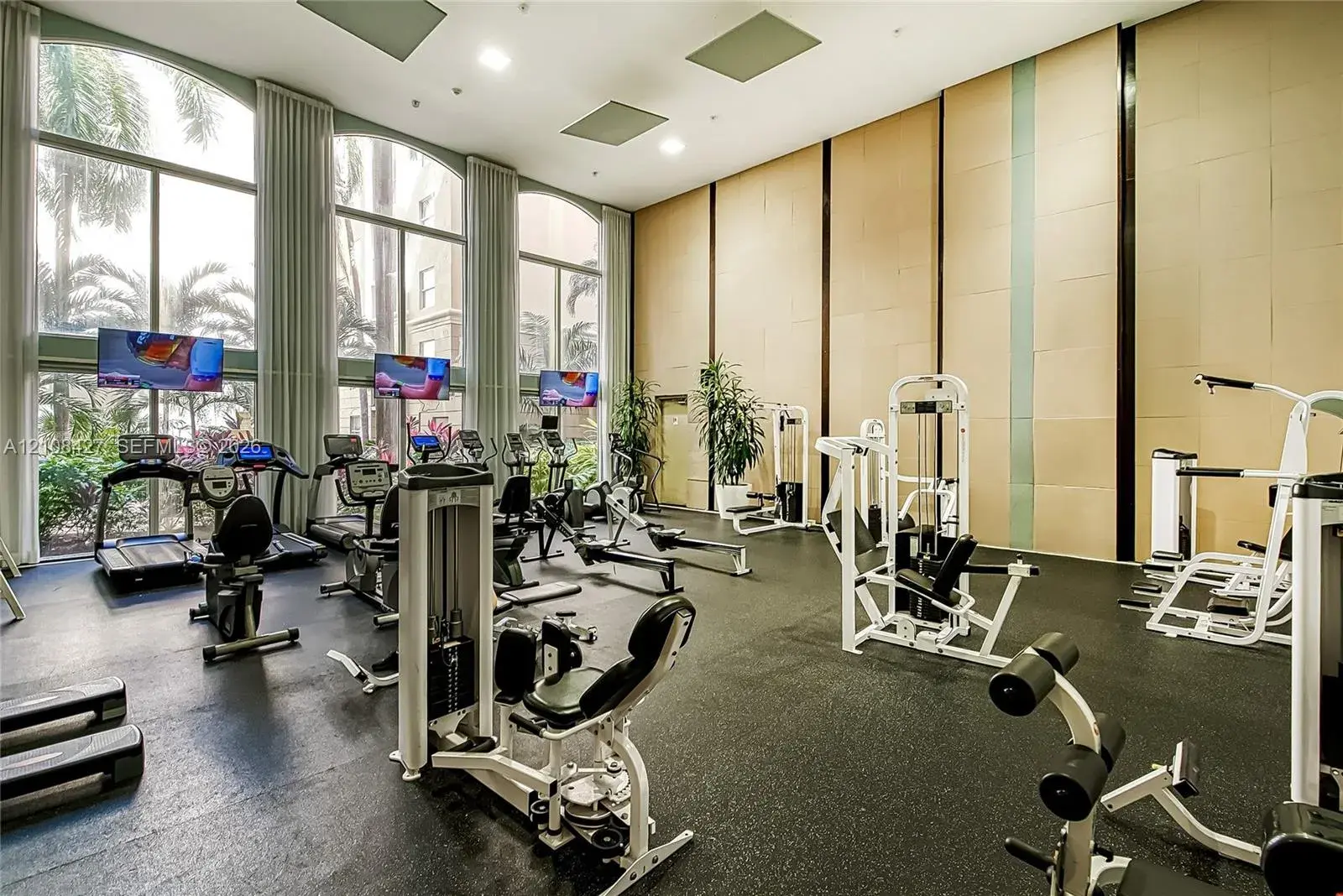 17150 N Bay Rd # 2201, Sunny Isles Beach FL 33160