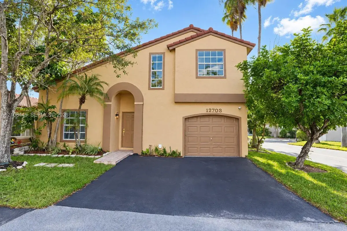 12703 NW 15th St, Sunrise FL 33323