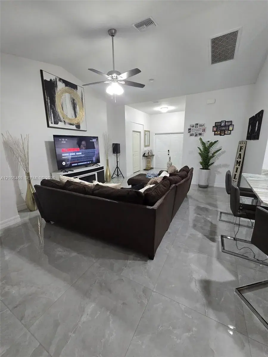 2901 31st w, Lehigh Acres FL 33971