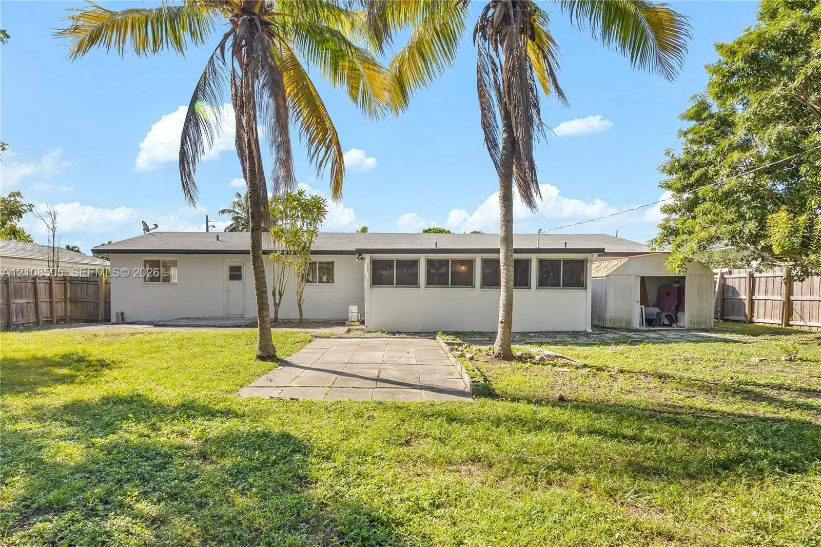 227 SW 13th Ave, Boynton Beach FL 33435