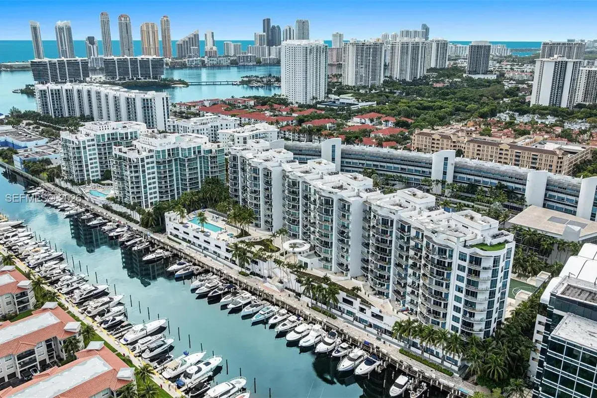 3029 NE 188th St # 910, Aventura FL 33180