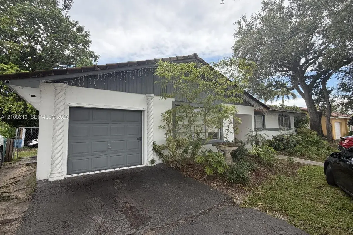 7245 SW 140th Ct, Miami FL 33183