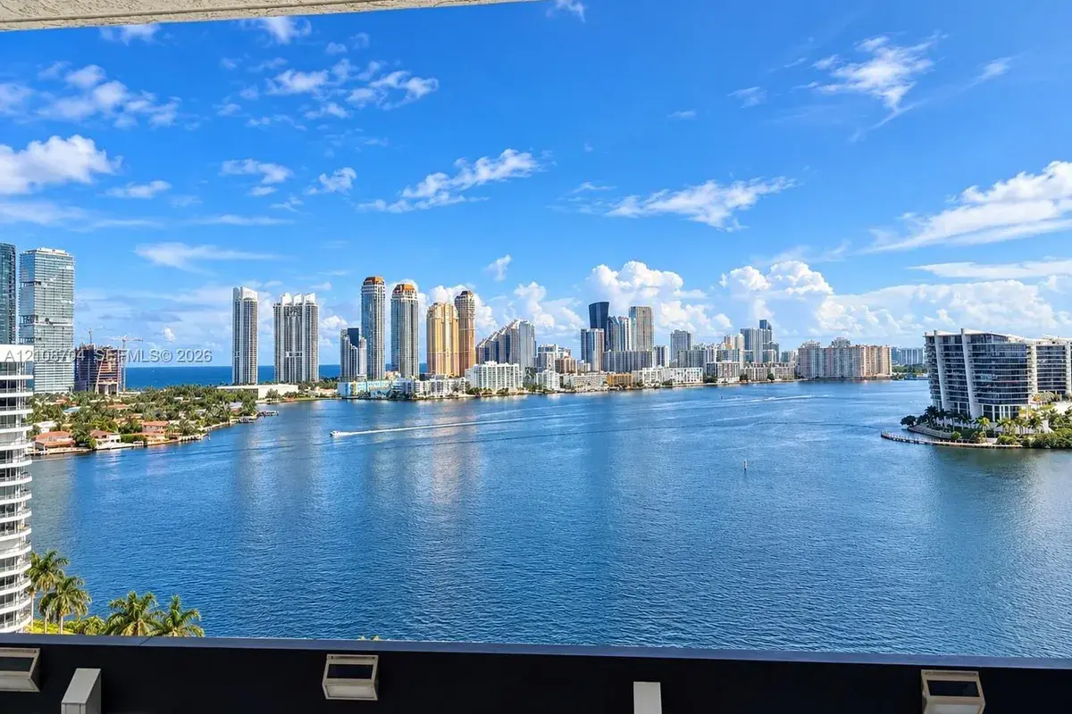 3530 Mystic Pointe Dr # 1911, Aventura FL 33180