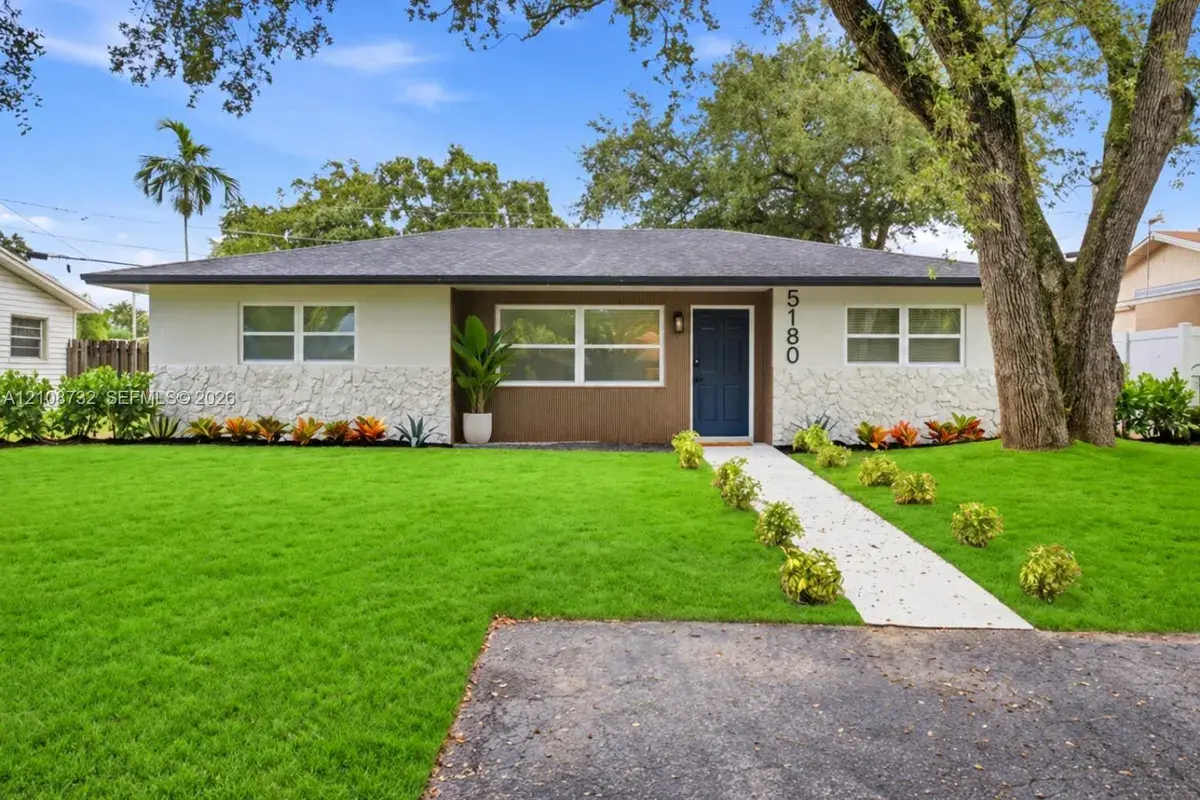 5180 SW 27th Ter, Dania Beach FL 33312