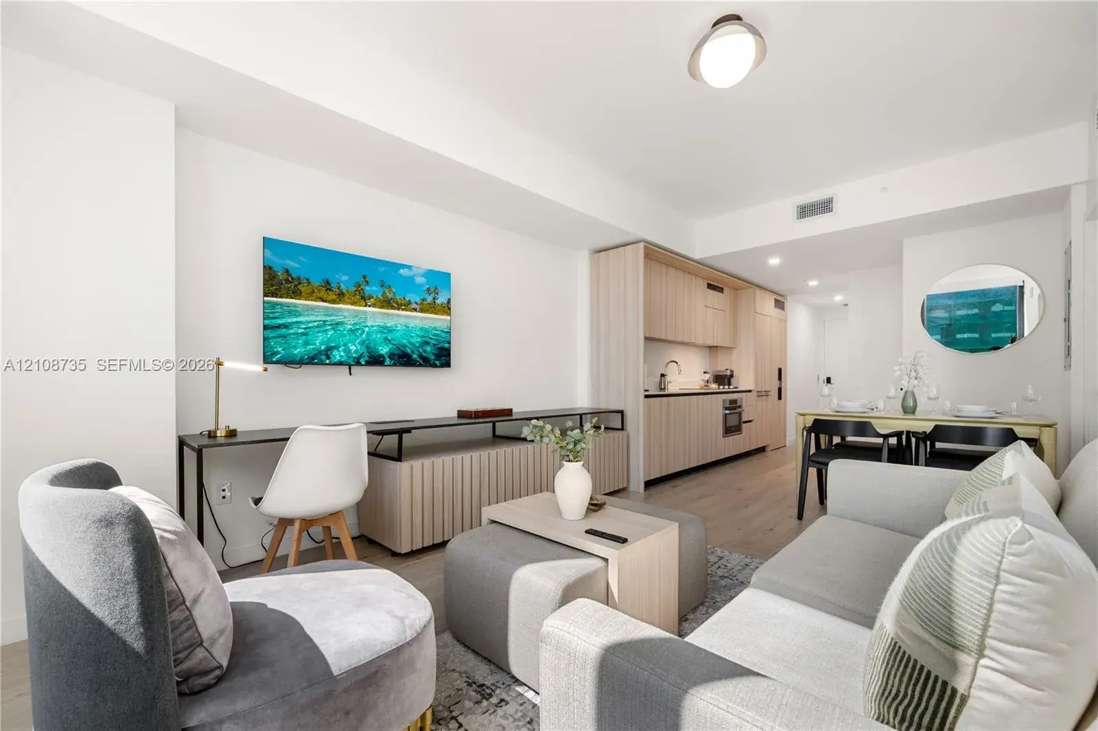 225 N Miami Ave # 803, Miami FL 33128