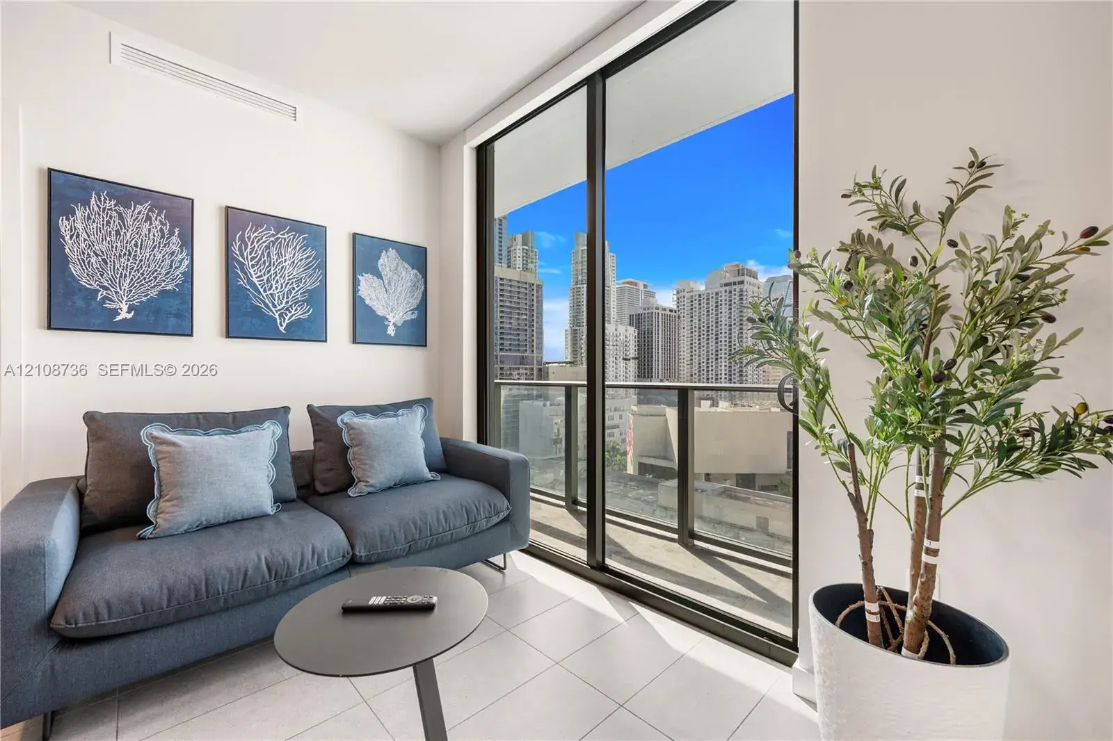 121 NE 5th St # 1602, Miami FL 33132