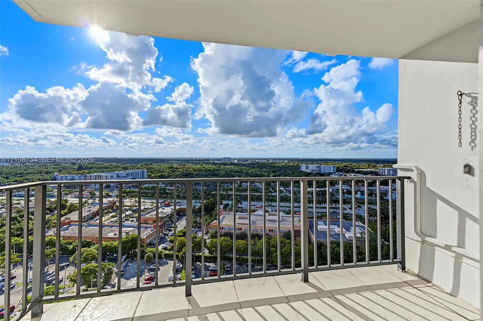 2750 NE 183rd St # 2404, Aventura FL 33160