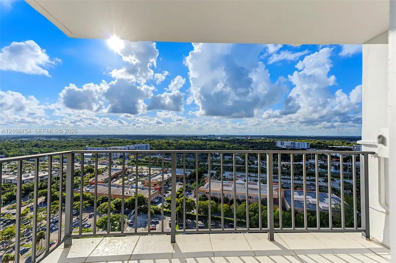 2750 NE 183rd St # 2404, Aventura FL 33160