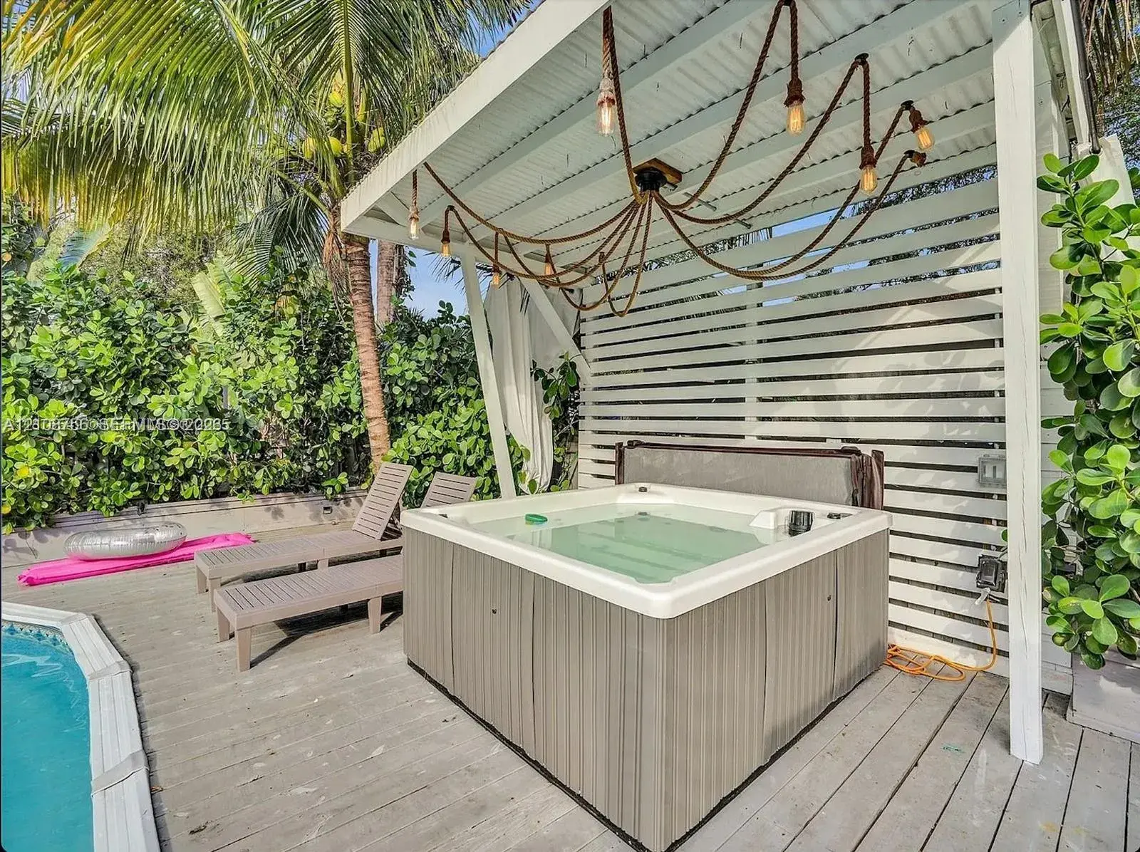 3291 SW 44th St, Dania Beach FL 33312
