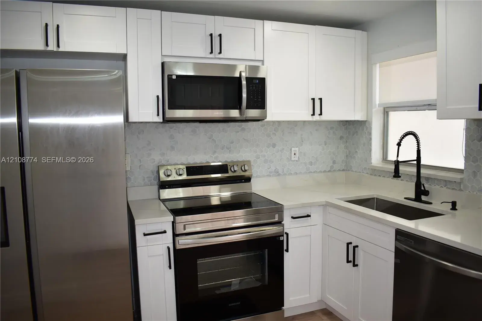 2780 N Pine Island Rd # 211, Sunrise FL 33322
