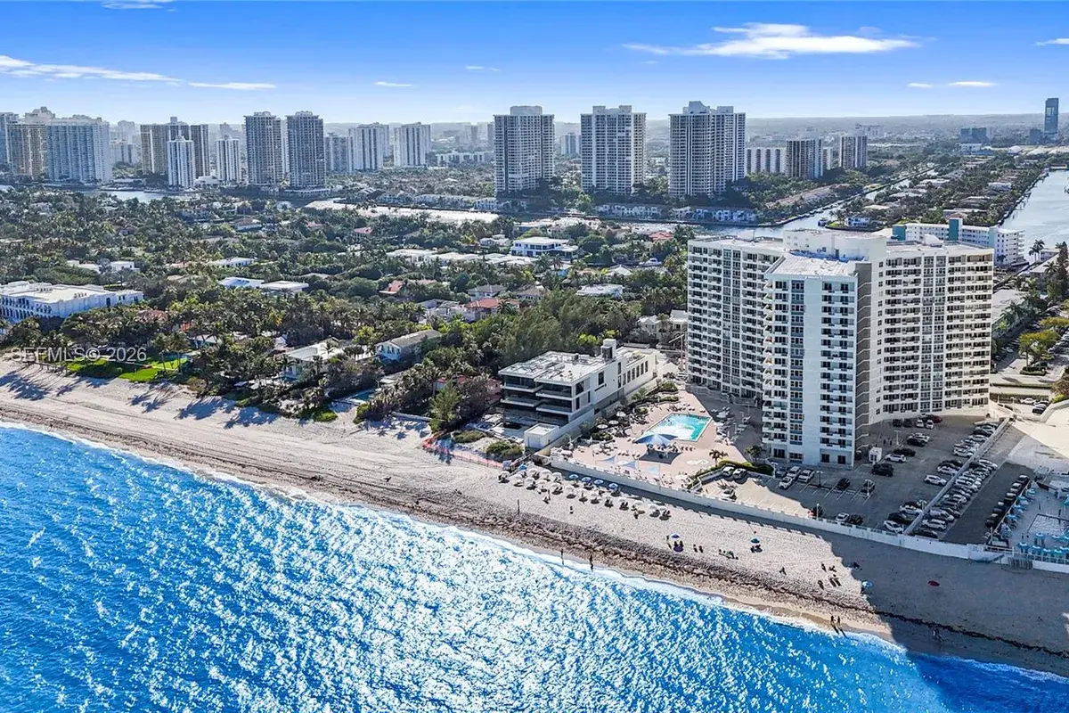 3180 S Ocean Dr # 520, Hallandale Beach FL 33009