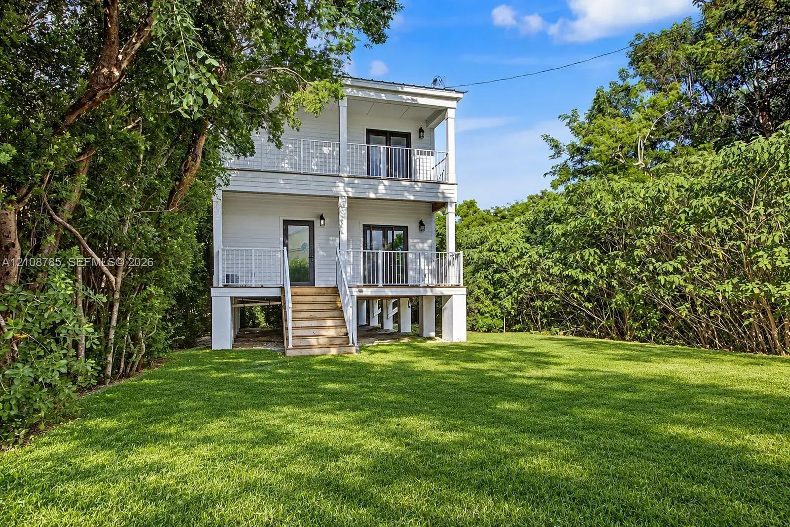 13 Ocean View Blvd, Key Largo FL 33037
