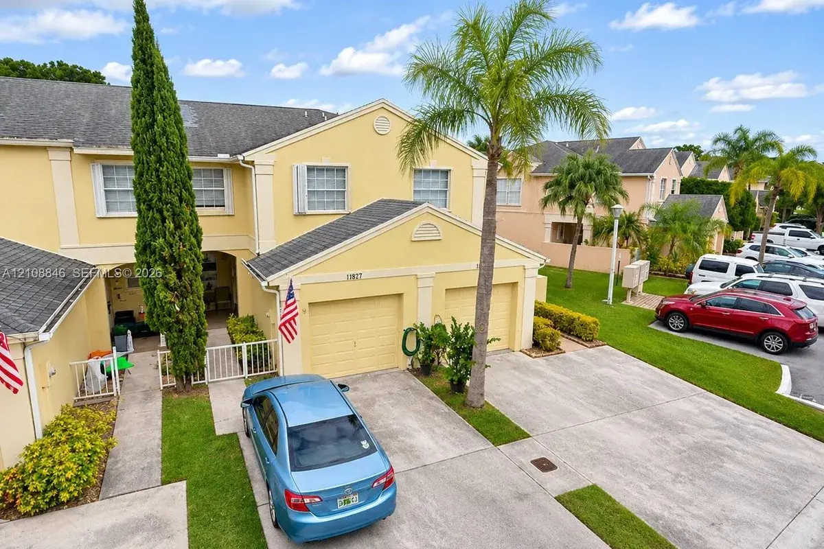 11827 SW 99th Ln, Miami FL 33186