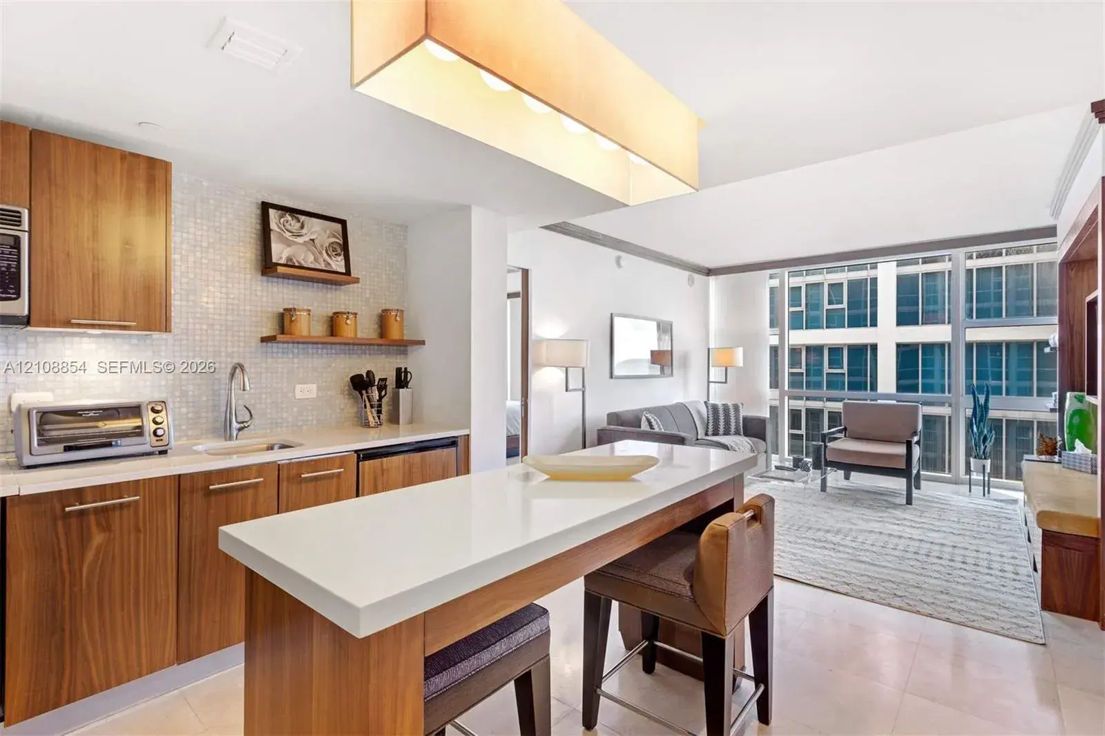 6801 Collins Ave # 909, Miami Beach FL 33141