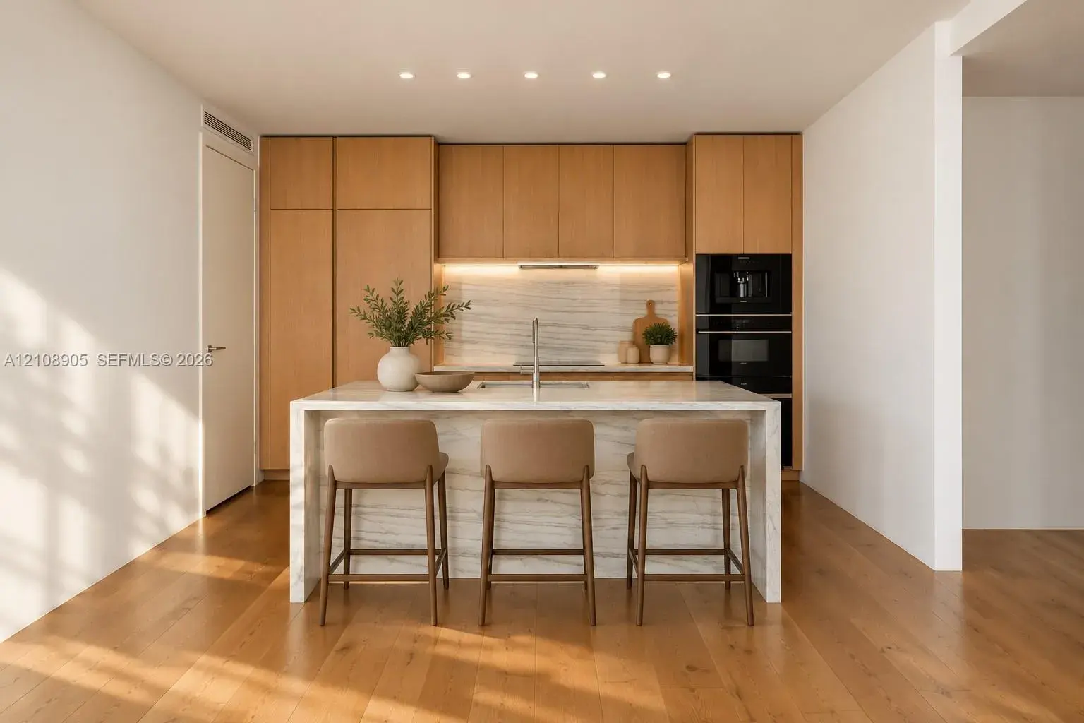 8701 Collins Ave # 606, Miami Beach FL 33154