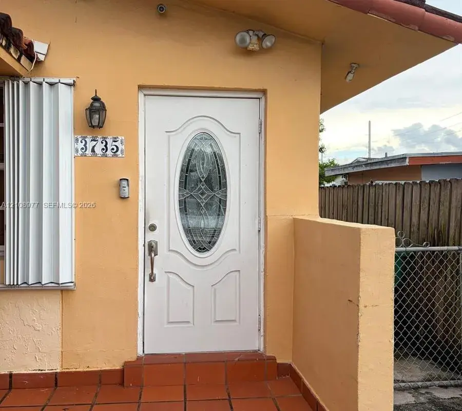 3735 SW 88th Ct, Miami FL 33165