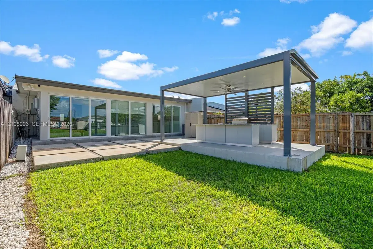 4252 SW 131st Ave, Miami FL 33175