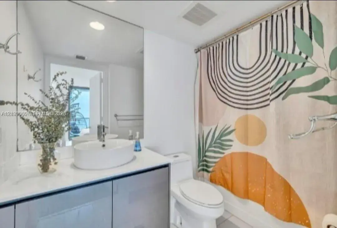 31 SE 6th St # 805, Miami FL 33131