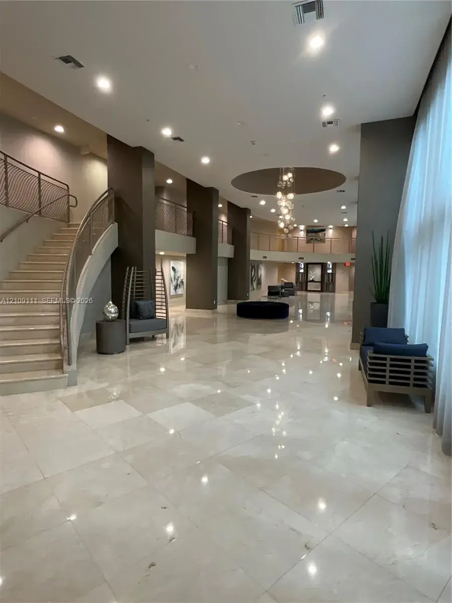 3370 Hidden Bay Dr # 801, Aventura FL 33180