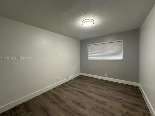 5911 NE 18th Ave, Fort Lauderdale FL 33334
