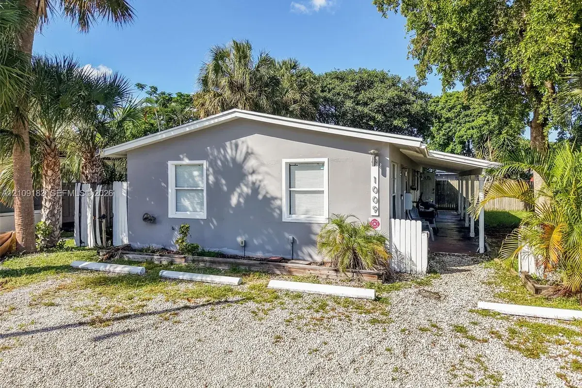 1009 NE 17th Ct, Fort Lauderdale FL 33305