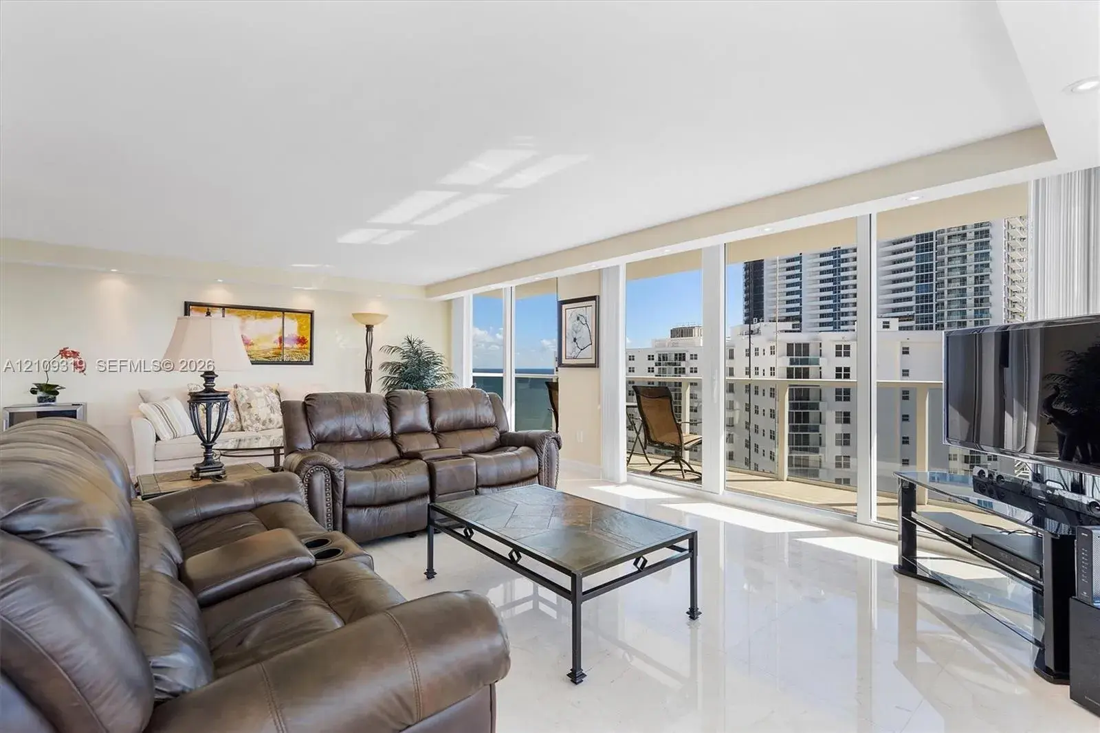 2751 S Ocean Dr # 1608N, Hollywood FL 33019