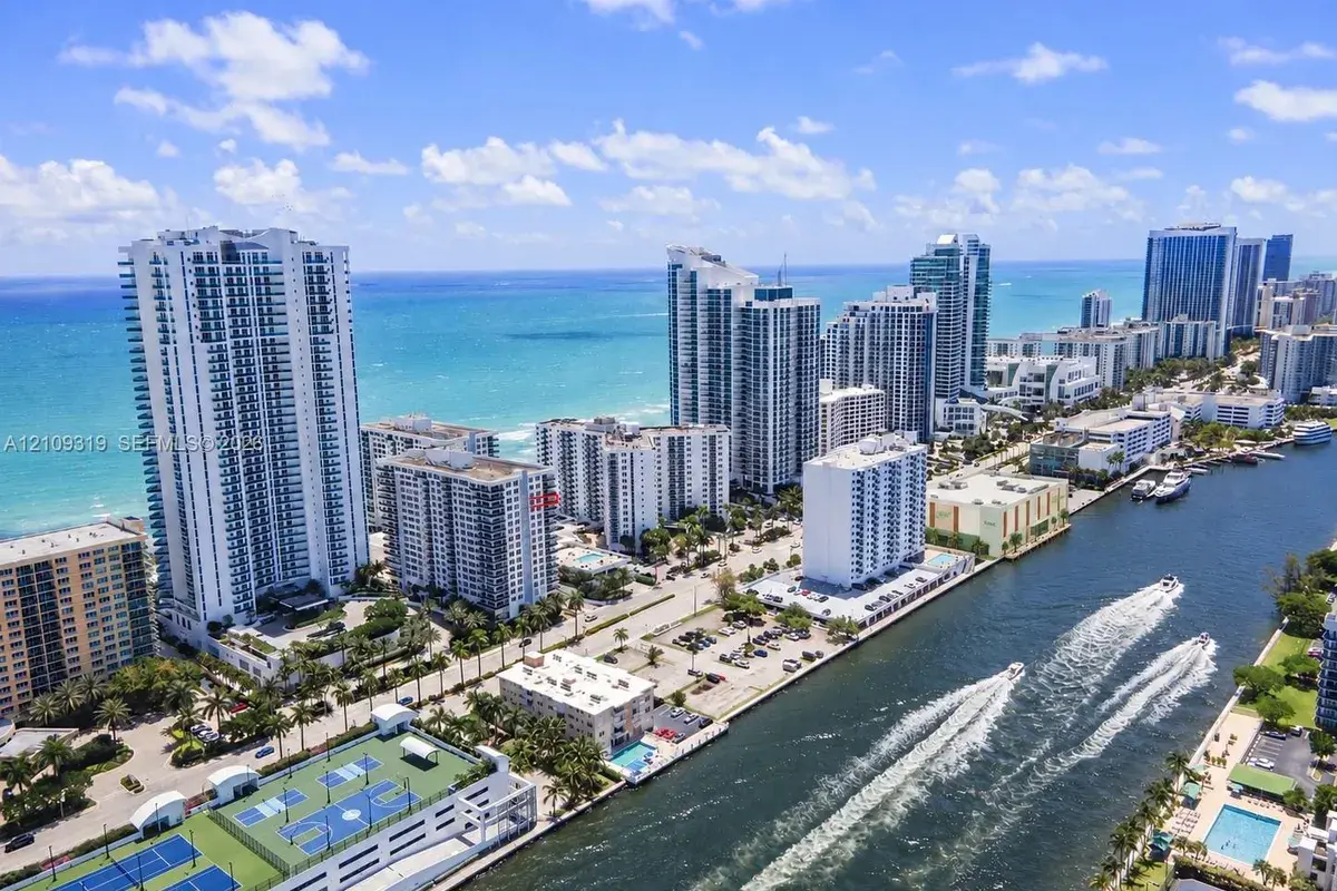 2751 S Ocean Dr # 1608N, Hollywood FL 33019