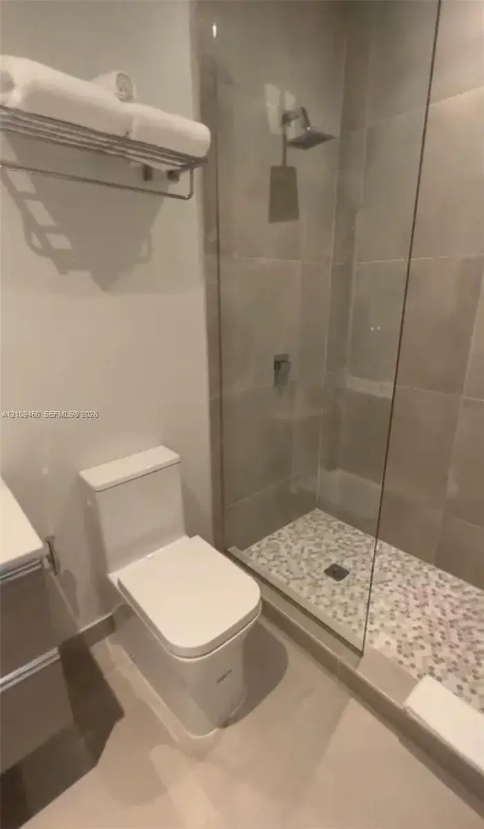229 SW 9th St # 702, Miami FL 33130