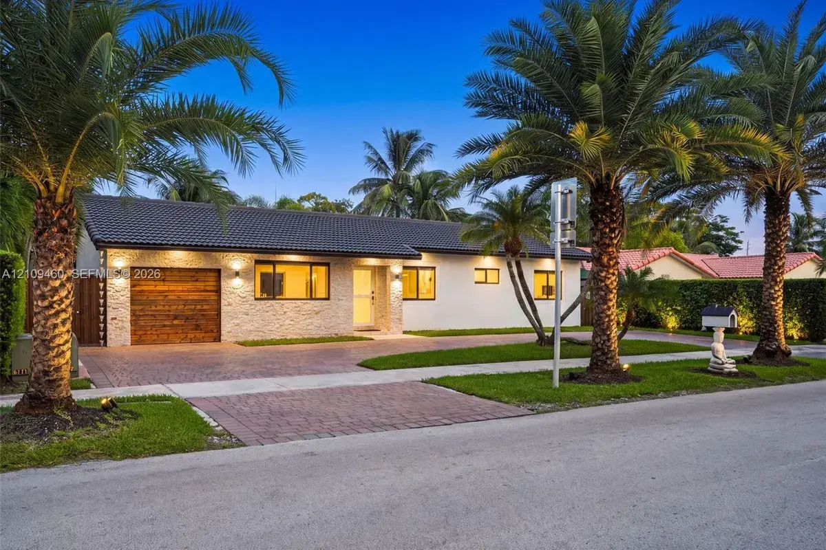 15245 SW 99th Ct, Miami FL 33157