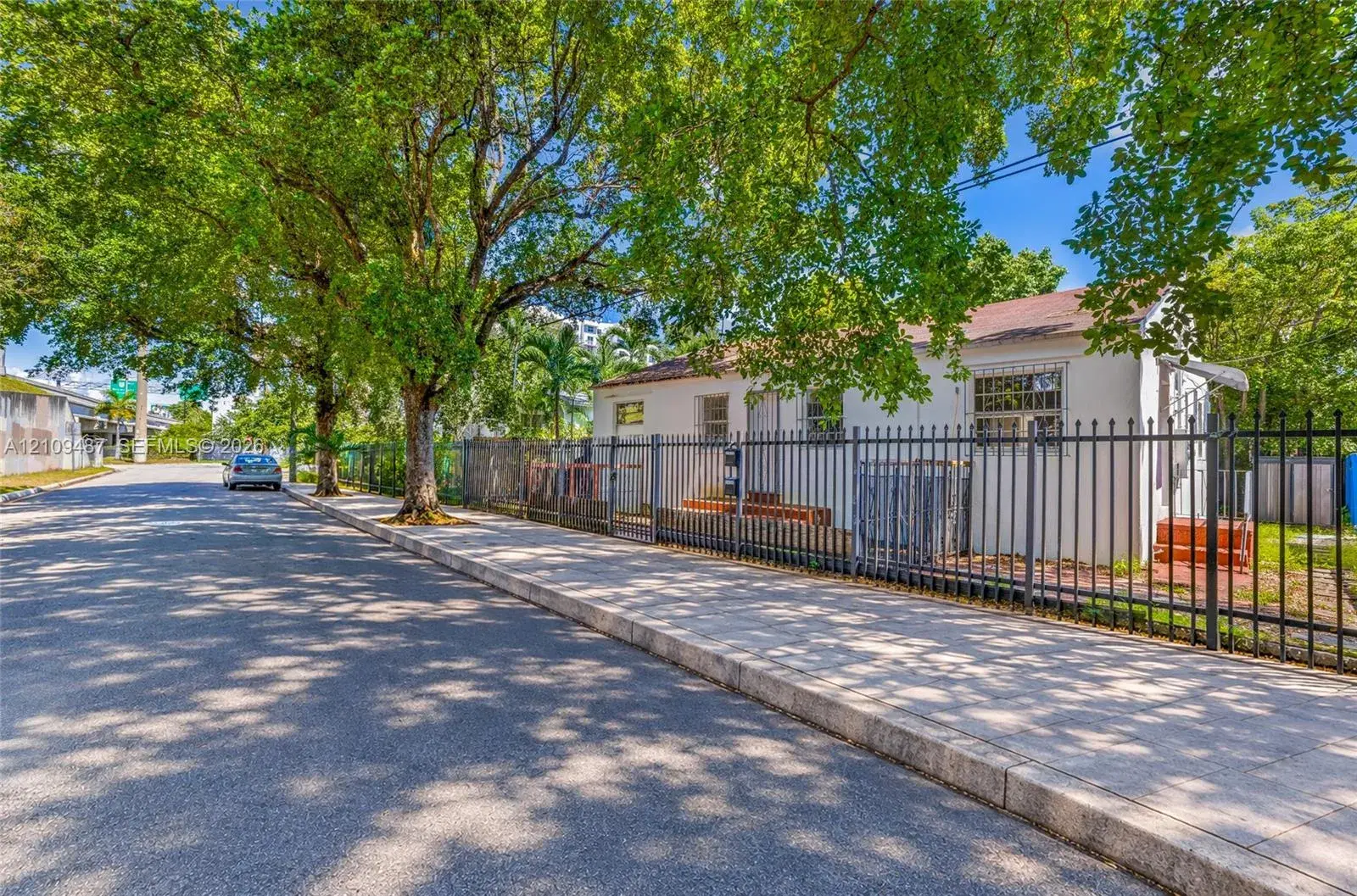 3413 NW 6th Ave, Miami FL 33127