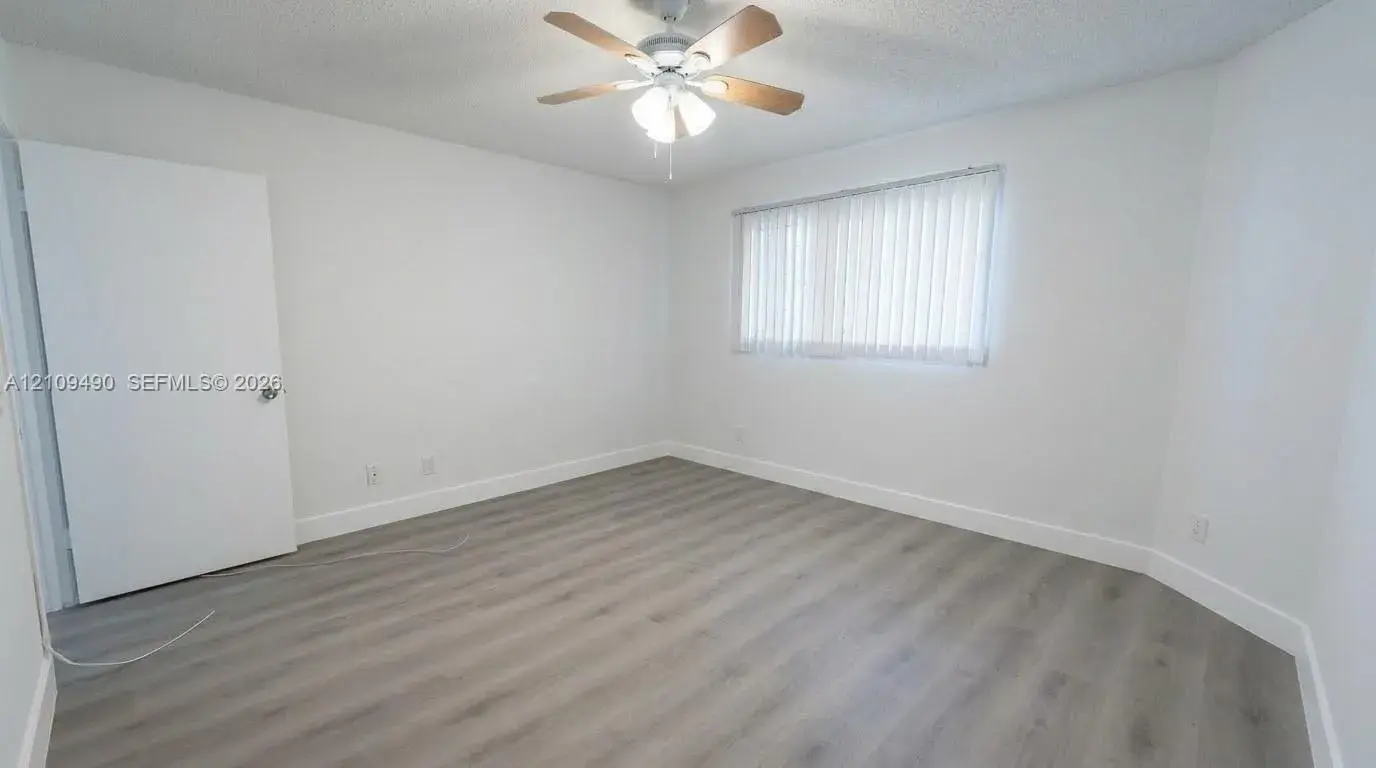 3433 NW 44th St # 108, Oakland Park FL 33309