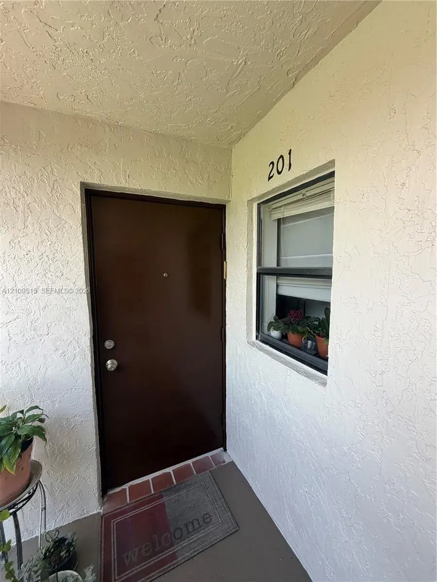 9714 Hammocks Blvd # 29, Miami FL 33196