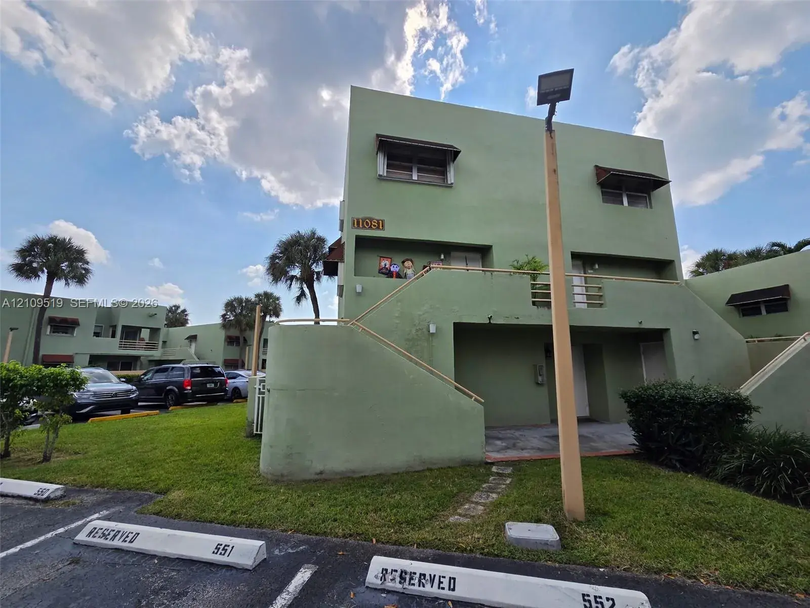 11081 NW 7th St # 14, Miami FL 33172