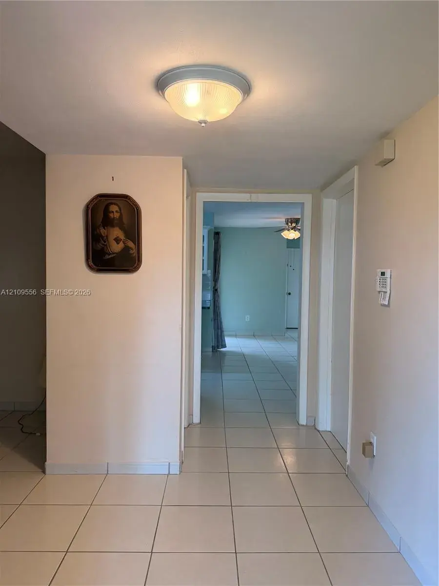 7140 Bamboo St, Miami Lakes FL 33014