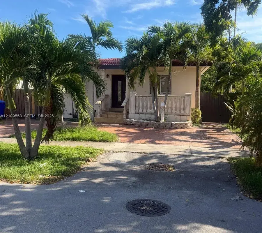 2800 SW 11th St, Miami FL 33135