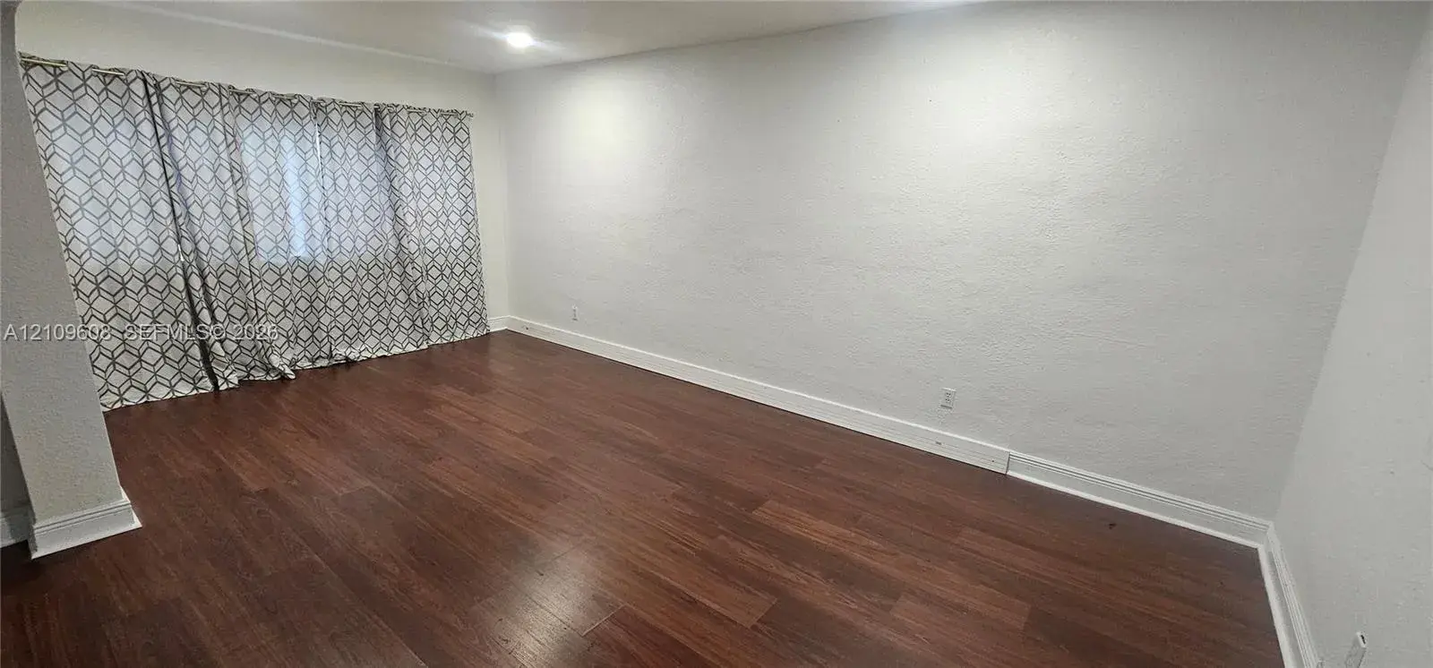 1295 NW 71st Ter, Miami FL 33147