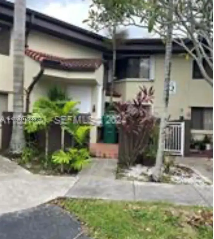 9687 SW 138th Ave, Miami FL 33186