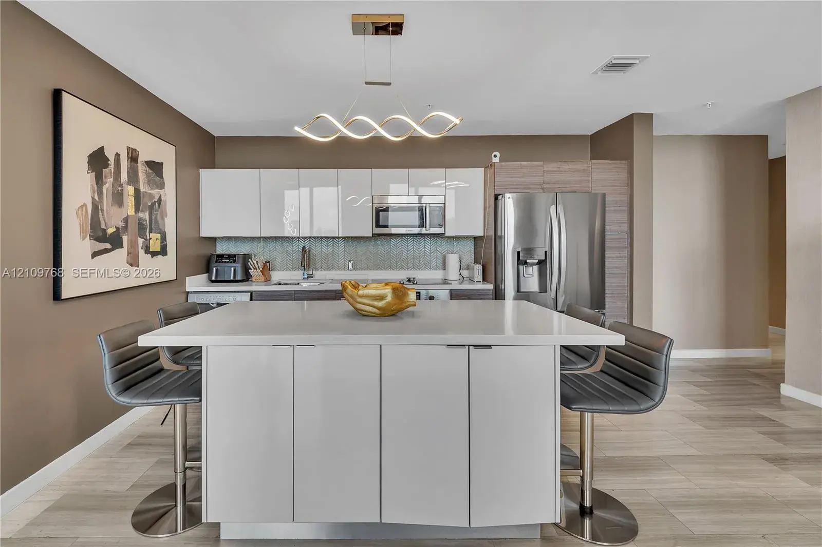 1010 SW 2nd Ave # 2201, Miami FL 33130