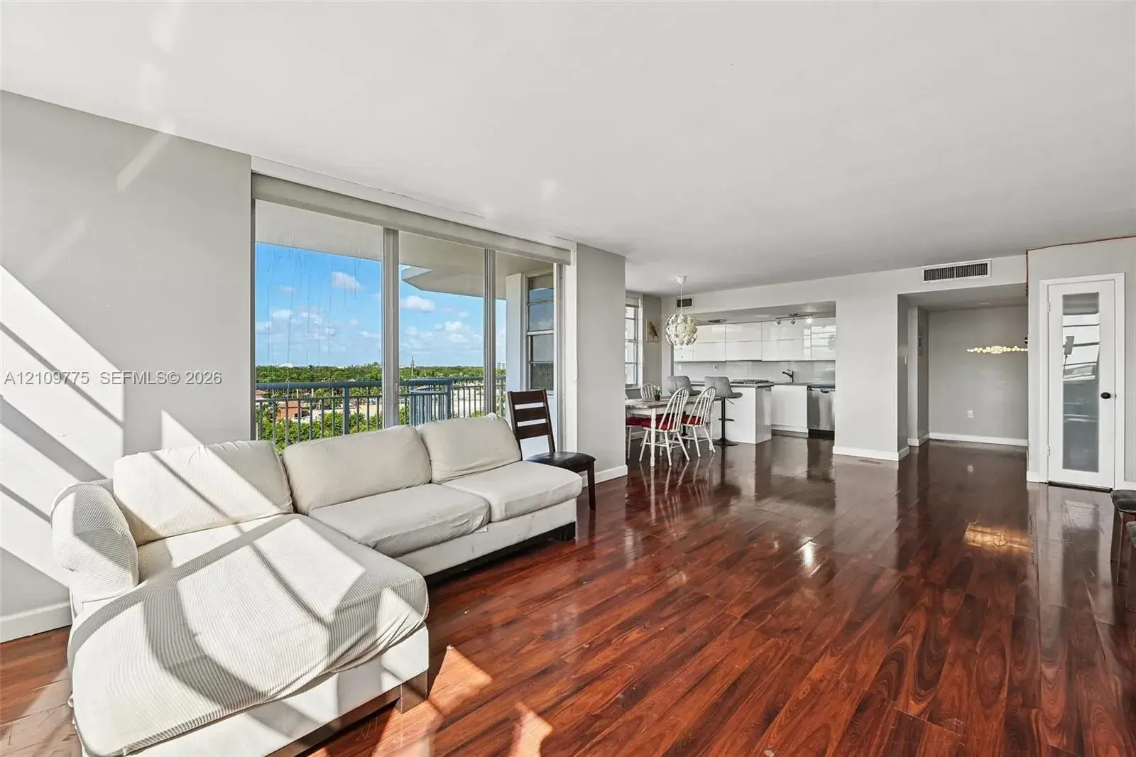 18011 Biscayne Blvd # 705, Aventura FL 33160