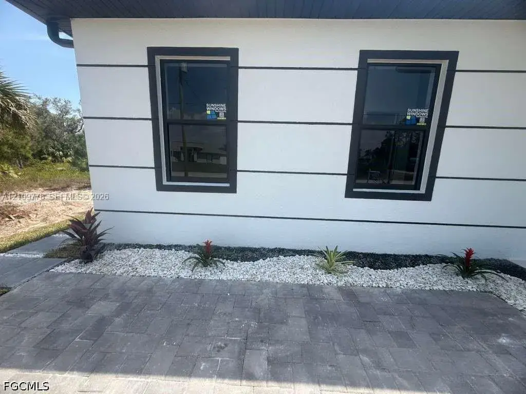 717 Devon St, Lehigh Acres FL 33974