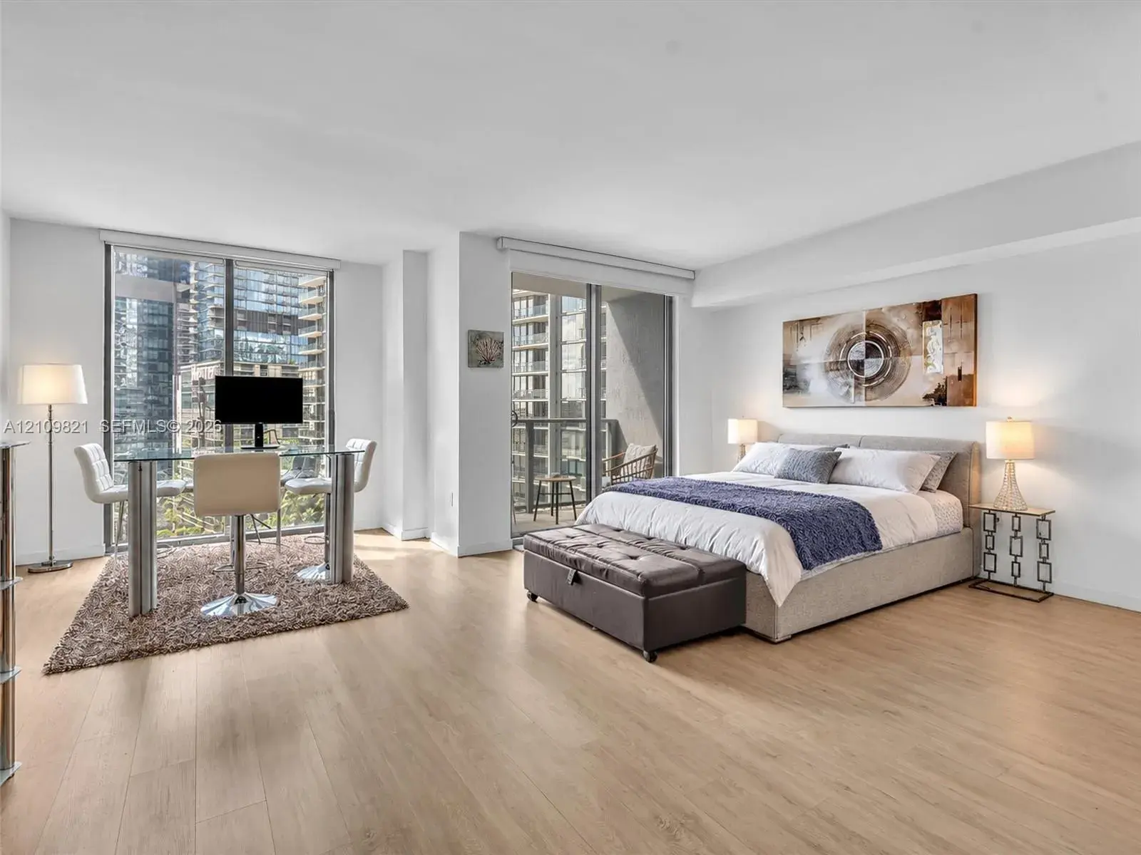 1 bath Residential for sale at 31 SE 6th St # 2103, Miami FL 33131