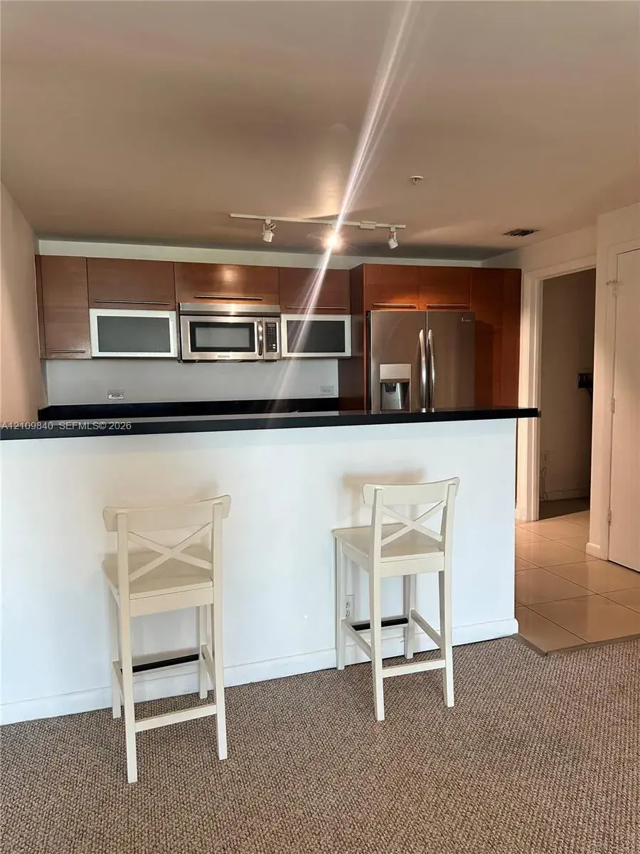 244 Biscayne Blvd # 703, Miami FL 33132