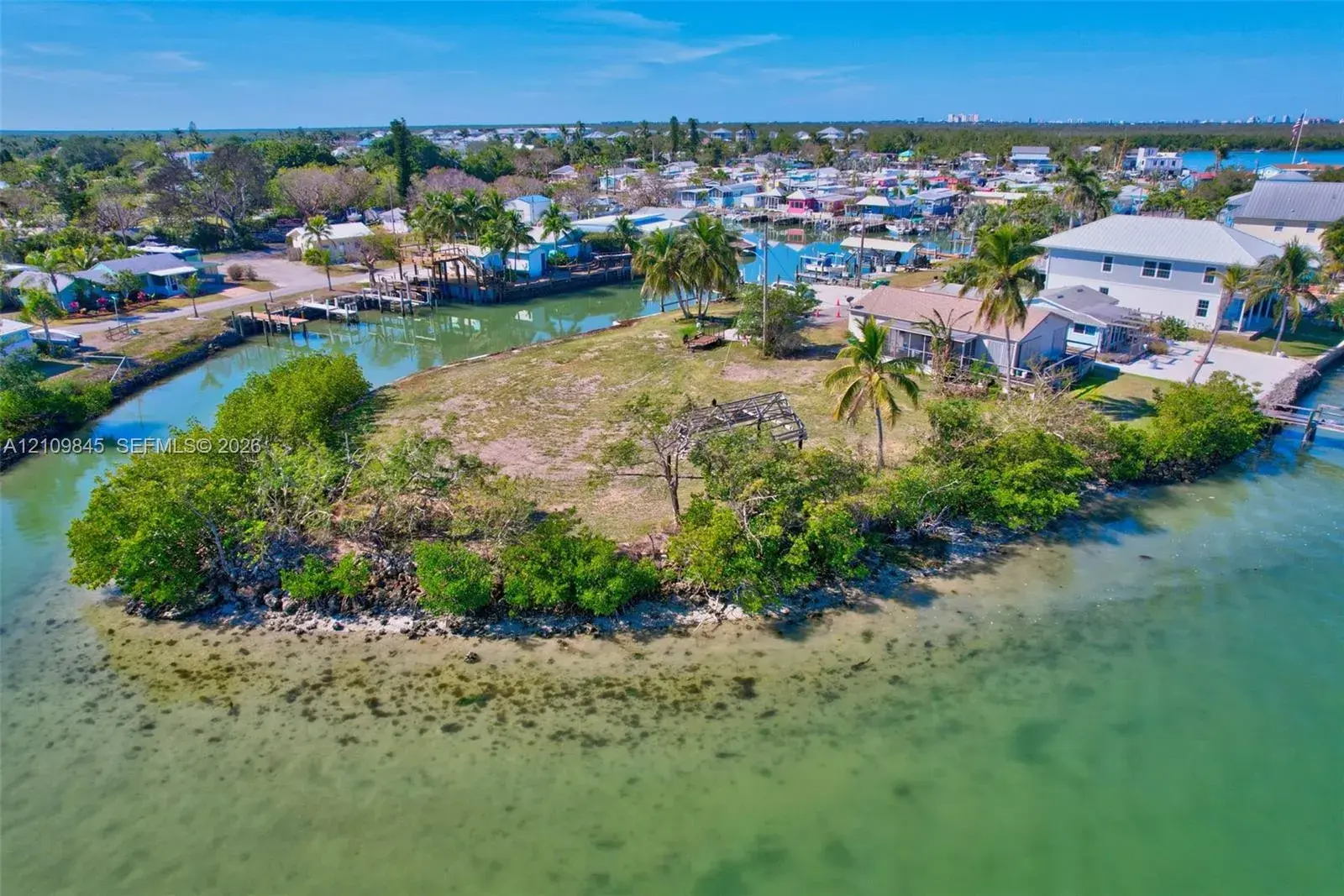 105 Bayshore Way, Other City - In The State Of Florida FL 34140