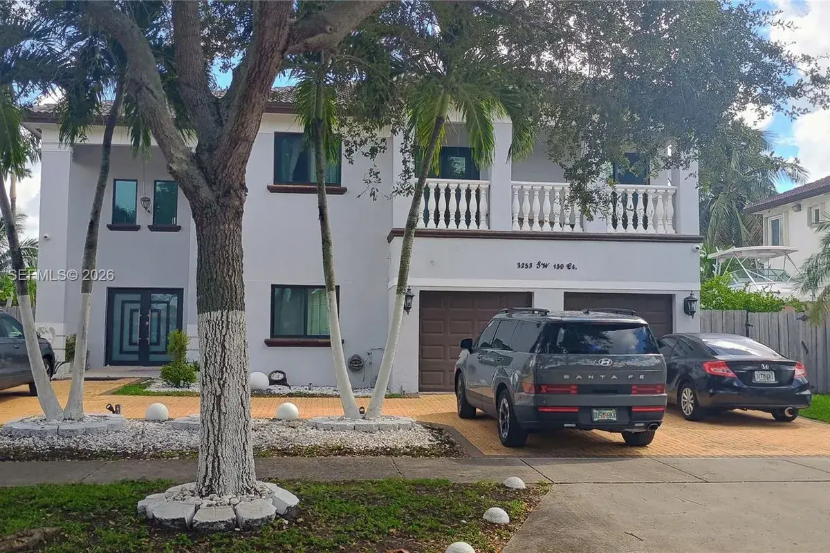 3253 SW 150 CT, Miami FL 33185