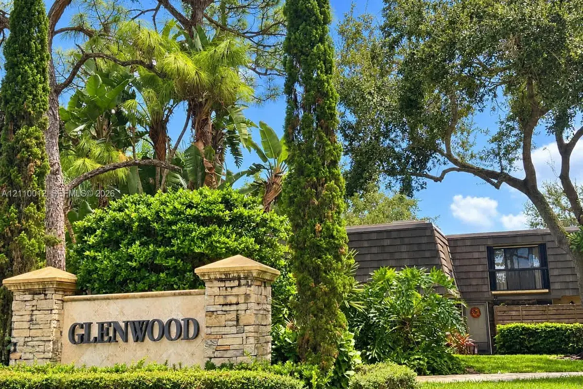 1601 16th Ter, Palm Beach Gardens FL 33418
