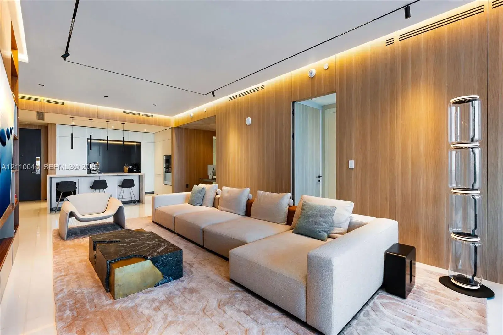 300 Biscayne Boulevard Way # 3105W, Miami FL 33131
