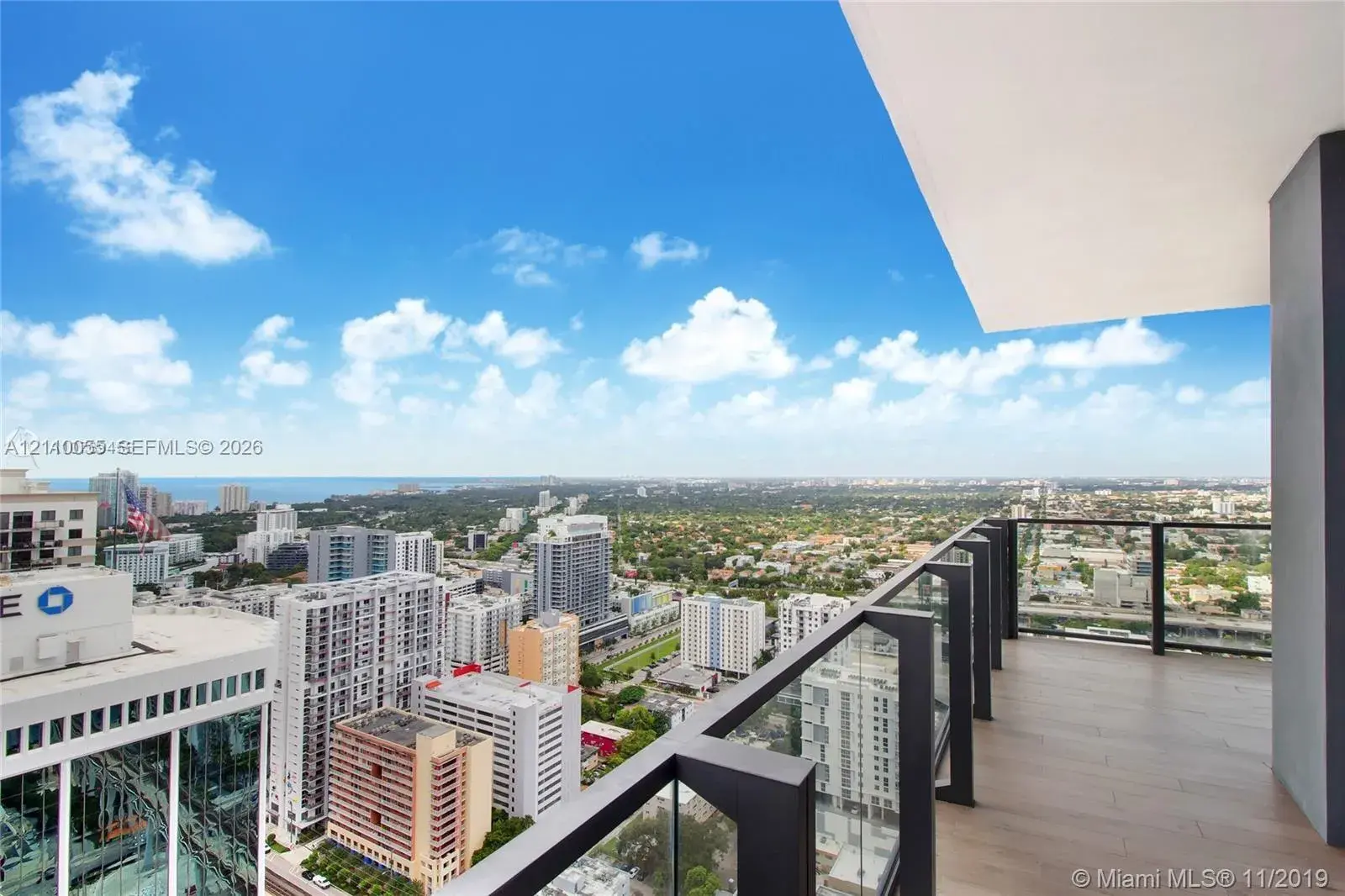 88 SW 7th St # 3202, Miami FL 33130